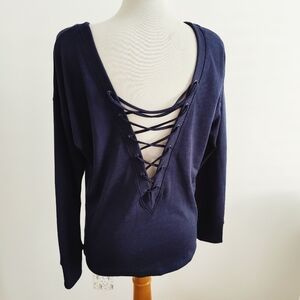 Lorna Jane Sweatshirt • Athleisure Top • Navy • Size Medium